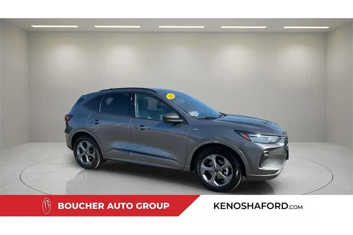 $19595 : Ford Escape 2023 ST-Line 4dr image 4
