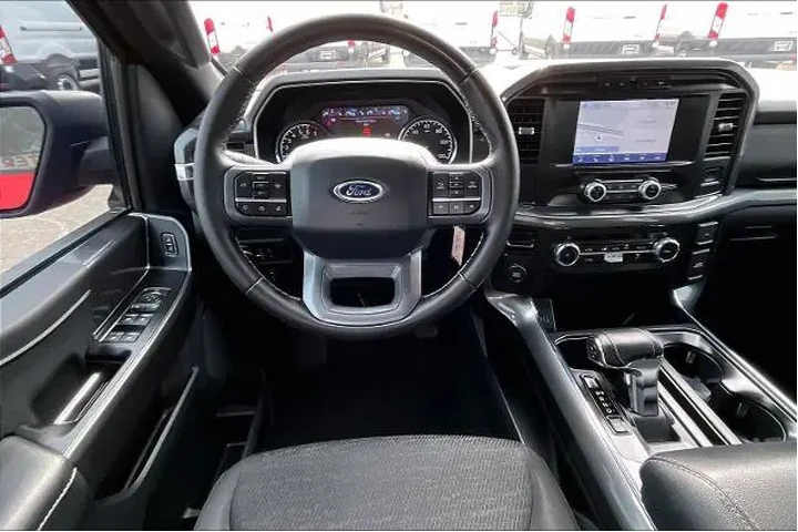 $39138 : Ford F-150 2023 4x2 XLT 4dr image 6