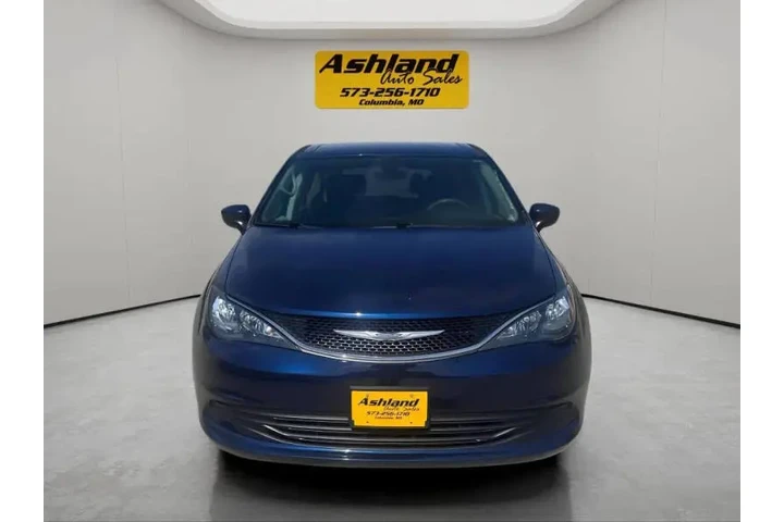 $13900 : 2017 Pacifica Touring image 9