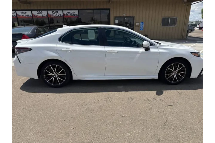 $18999 : 2021 Camry SE image 7