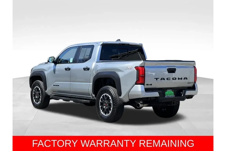 $45688 : Gold Certified2024 Tacoma Hyb image 3