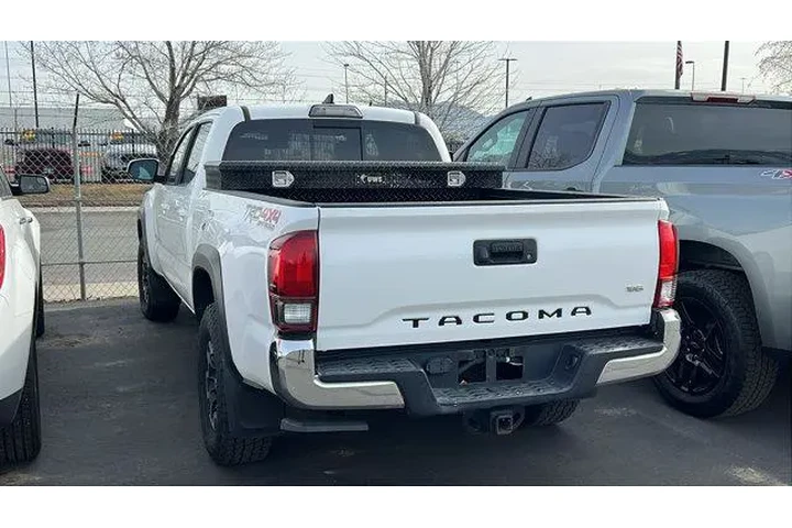 $32984 : Toyota Tacoma 2019 4x4 TRD O image 3