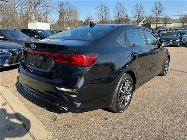 $14498 : 2019 Forte LXS image 7
