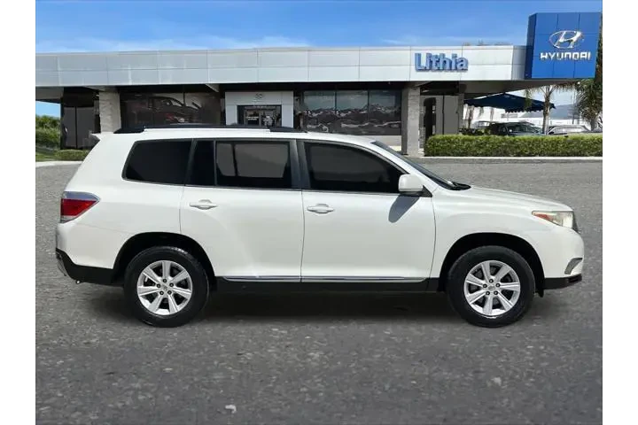 $9799 : Toyota Highlander 2012 SE 4d image 9