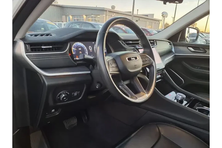 $29951 : Jeep Grand Cherokee L 2021 4 image 9