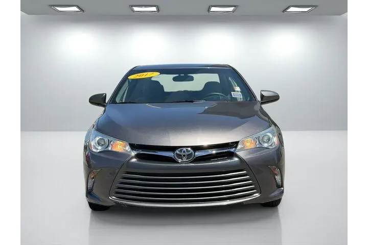 $17988 : Toyota Camry 2017 LE 4dr Sed image 9