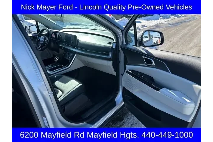 $24970 : Kia Carnival 2022 LX 4dr Min image 10