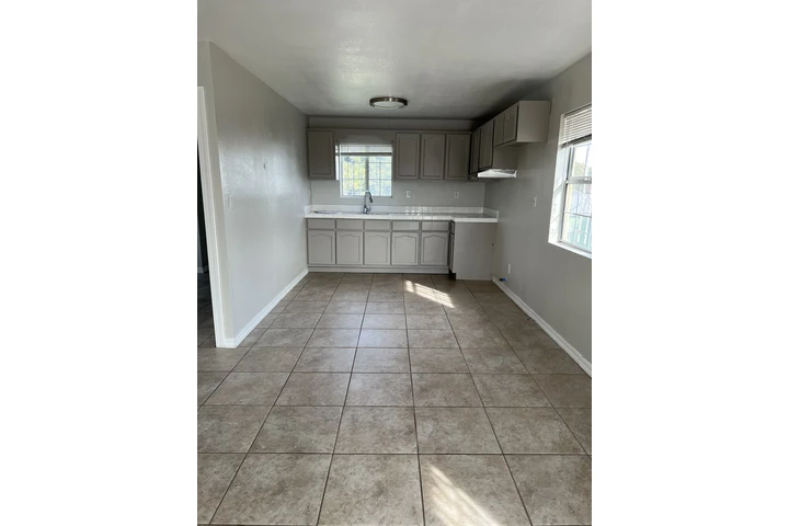 $2000 : Se renta departamento – ¡No du image 4