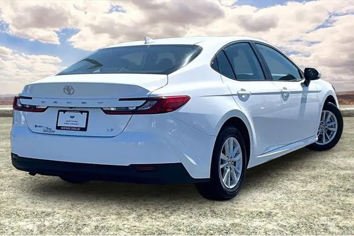 $23991 : Toyota Camry 2025 SE 4dr Sed image 5