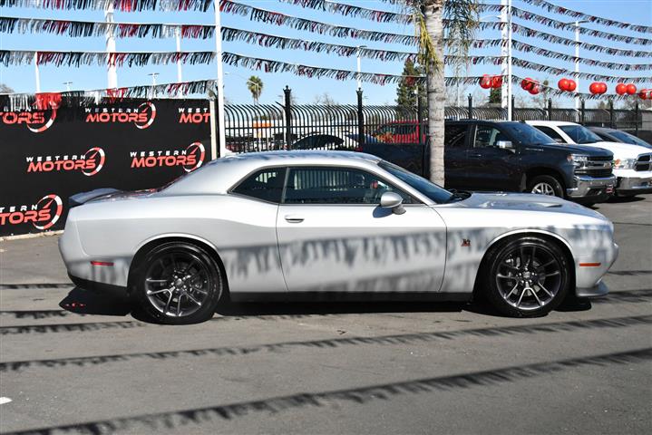 $39998 : Challenger R/T Scat Pack image 9