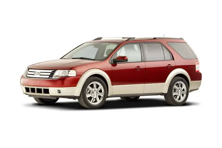 $1590 : Ford Taurus X 2008 Eddie Bau image 1