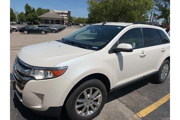 $11998 : Ford Edge 2013 SEL 4dr Cross image 1