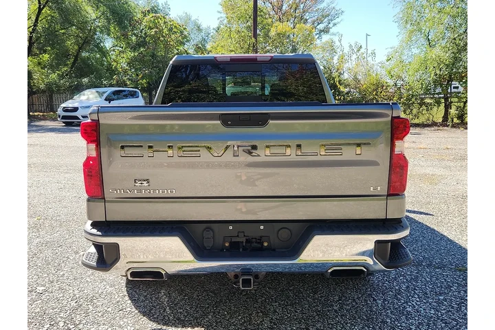 $31999 : Chevrolet Silverado 1500 202 image 4