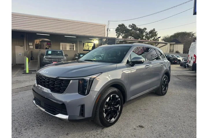 2024 Sorento S 2WD image 1