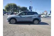 $17398 : Nissan Kicks 2023 SV 4dr Cro thumbnail