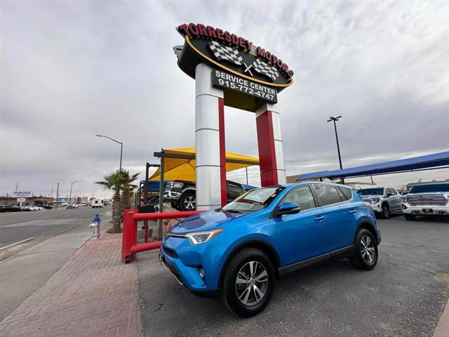 $23995 : Pre-Owned 2018 RAV4 XLE Sport image 2