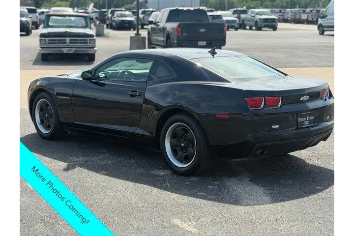 $12495 : Chevrolet Camaro 2011 LS 2dr image 5