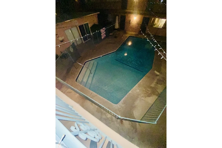 $675 : Panorama city image 6