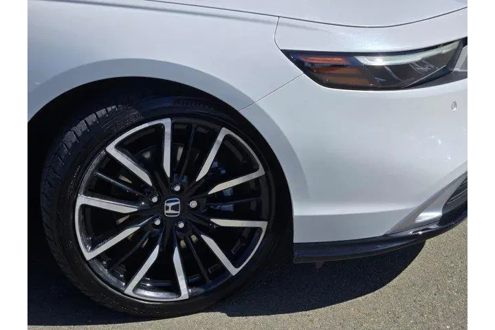 $33588 : Honda Accord Hybrid 2025 Tou image 9