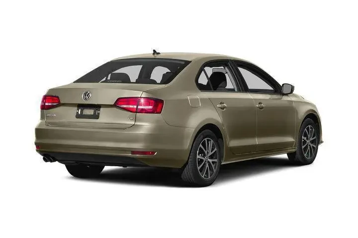 2015 Jetta image 4