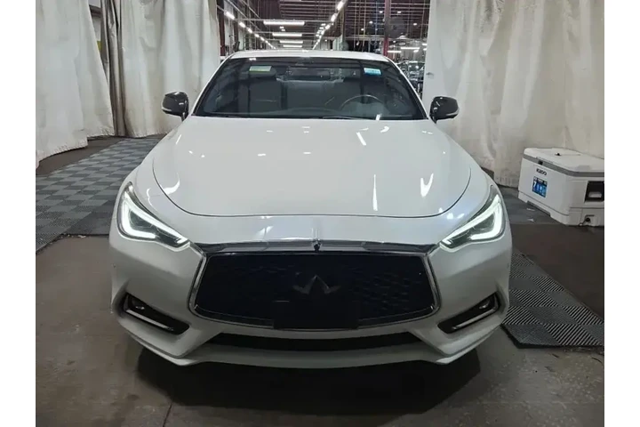 $24990 : INFINITI Q60 2020 Red Sport image 2