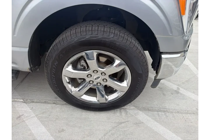 $35988 : Ford F-150 2021 4x4 XL 4dr S image 4