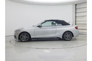 $24998 : BMW 2 Series 2016 M235i 2dr thumbnail