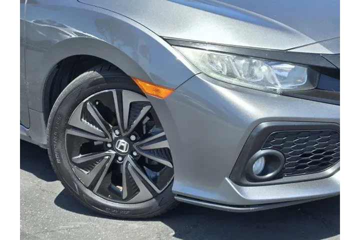 $11588 : Honda Civic 2019 EX 4dr Hatc image 9