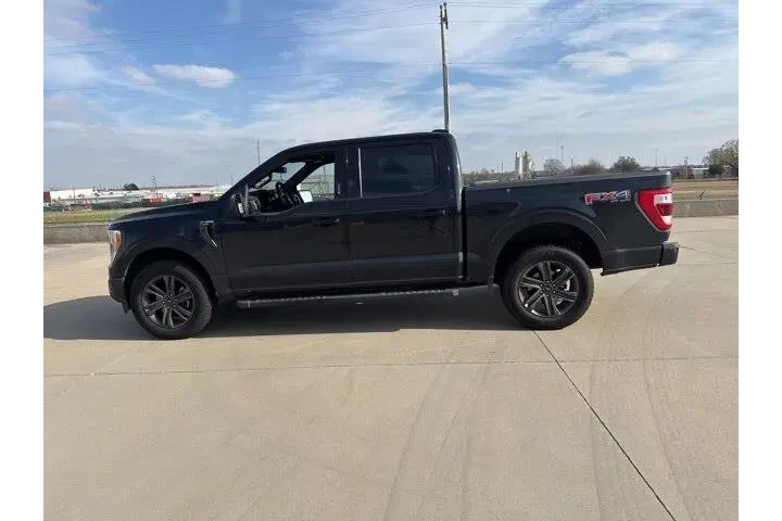 $29735 : Ford F-150 2022 4x4 Lariat 4 image 8