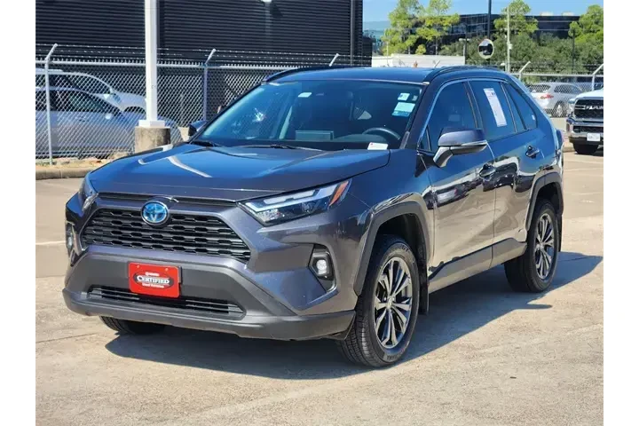 $27388 : Toyota RAV4 Hybrid 2024 AWD image 3
