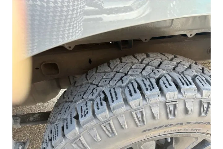 $35995 : 2022 Silverado 1500 Limited C image 9