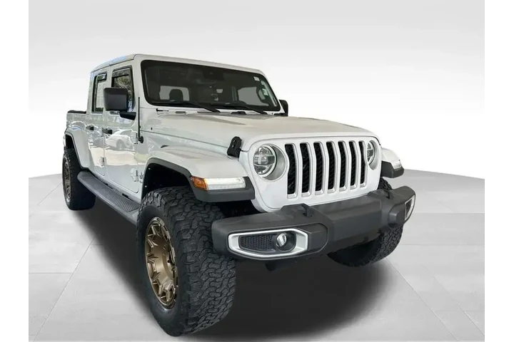 $27464 : Jeep Gladiator 2021 4x4 Over image 2