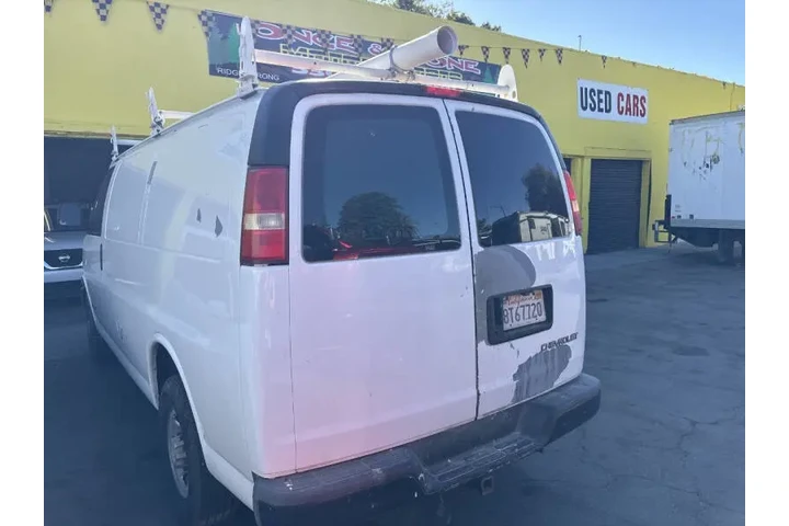 2005 Express 2500 image 5