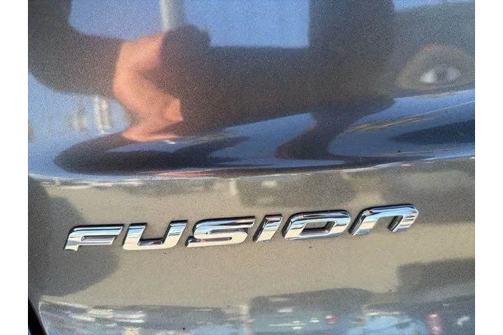 $16998 : Ford Fusion Hybrid 2020 SE 4 image 7