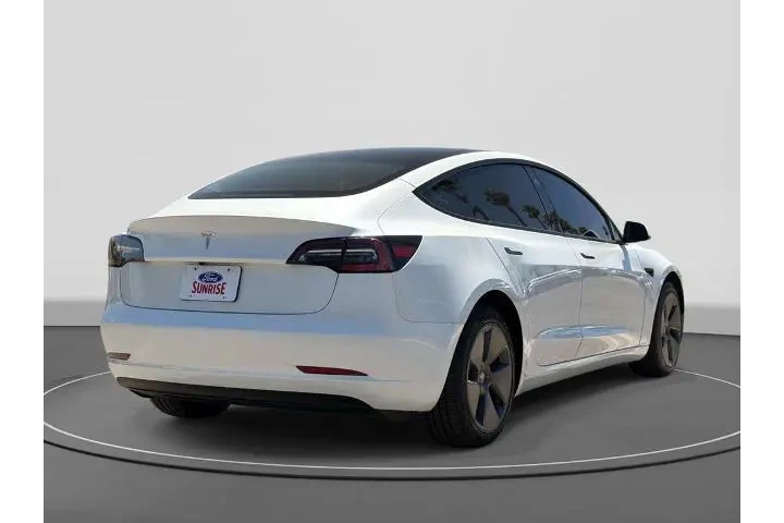 $26800 : Tesla Model 3 2023 4dr Sedan image 4