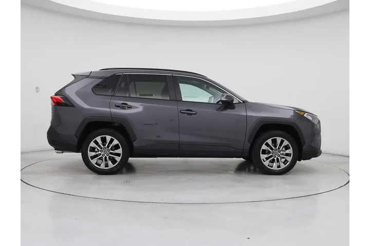 $31998 : Toyota RAV4 2019 XLE Premium image 7