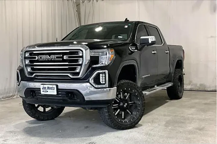 $32951 : GMC Sierra 1500 2019 4x4 SLT image 2