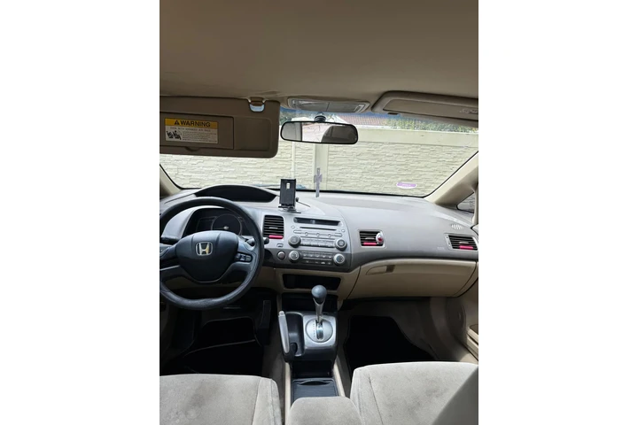 $2300 : Honda Civic LX  2008 image 5