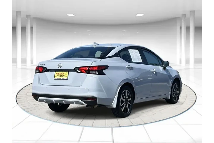 $19995 : Nissan Versa 2025 SV 4dr Sed image 4
