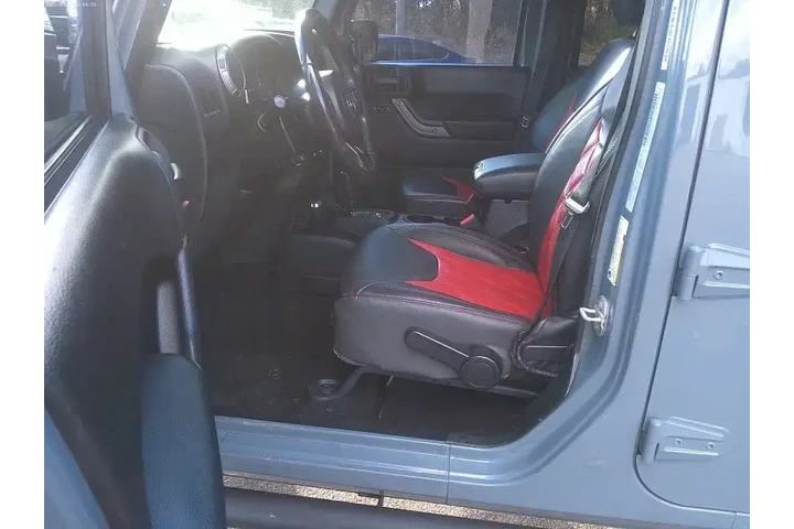 $16998 : Jeep Wrangler Unlimited 2015 image 5