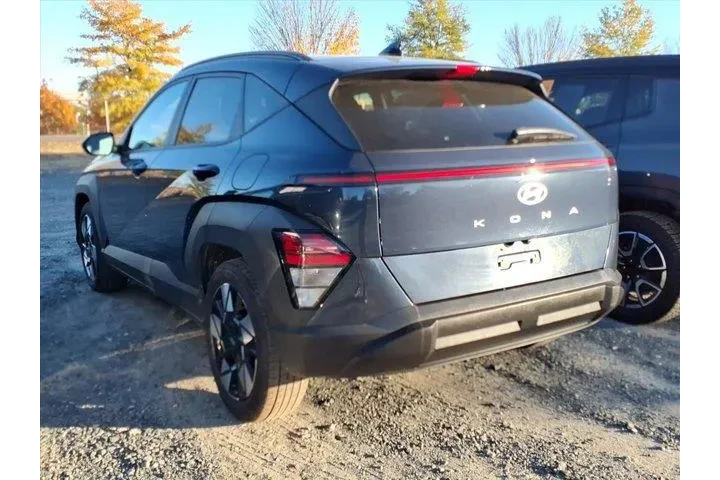 $21788 : Hyundai KONA 2025 SEL 4dr Cr image 10