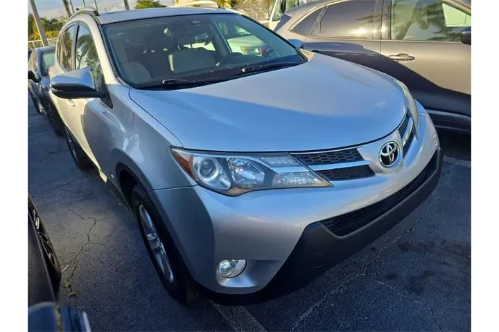 $8990 : Toyota RAV4 2014 XLE 4dr SUV image 2