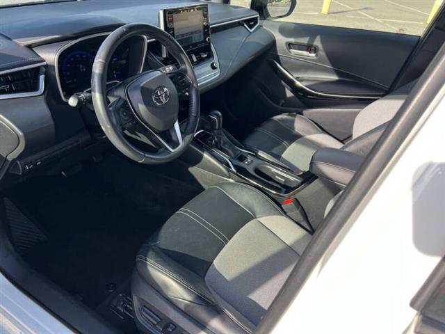 $16500 : 2019 Corolla Hatchback XSE image 9