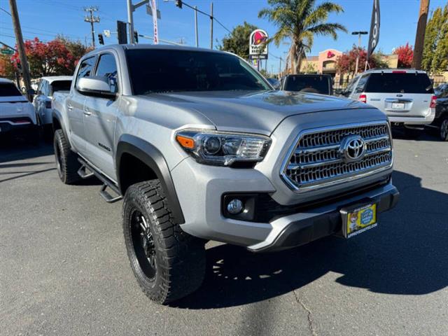 $27998 : 2017 Tacoma TRD Off-Road image 3