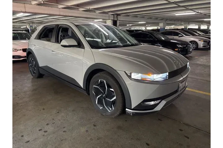 $25995 : Hyundai IONIQ 5 2024 SEL 4dr image 2