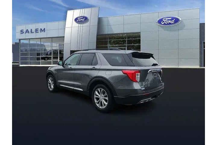 $34895 : Ford Explorer 2023 AWD XLT 4 image 4