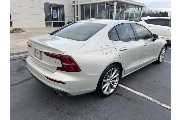 $19909 : Volvo S60 2020 T5 Momentum 4 image 2