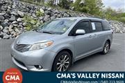 PRE-OWNED 2015 TOYOTA SIENNA