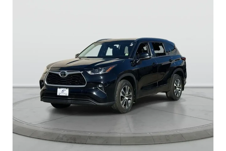 $25298 : Toyota Highlander 2021 AWD X image 3