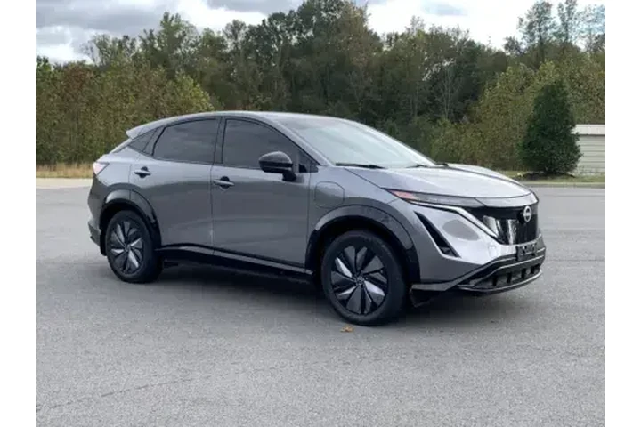 $24900 : 2023 ARIYA ENGAGE image 1